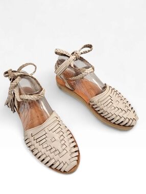 ESPIRITU Women Beige Leather Woven Ankle Wrap Mexican Huaraches Sandals 9M